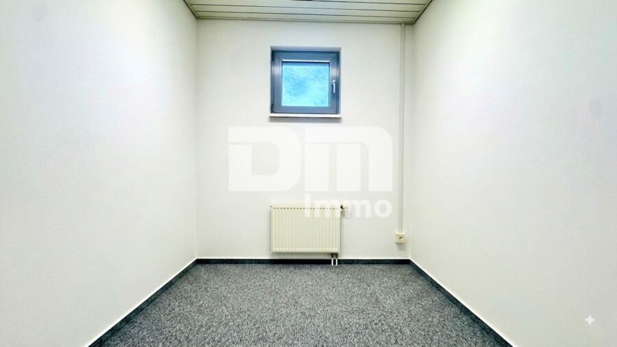 Repräsentative, belüftete Büroetage mit flexibler Raumgestaltung in Kassel-Waldau - Büroraum 7 / KI Boden Beispiel